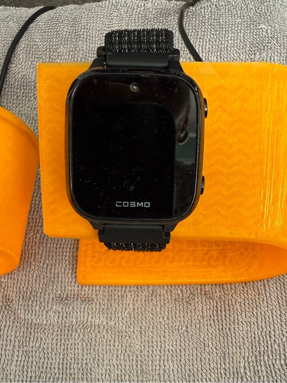 Cosmo JrTrack 3 Kids Smart Watch - Picture 3 of 7